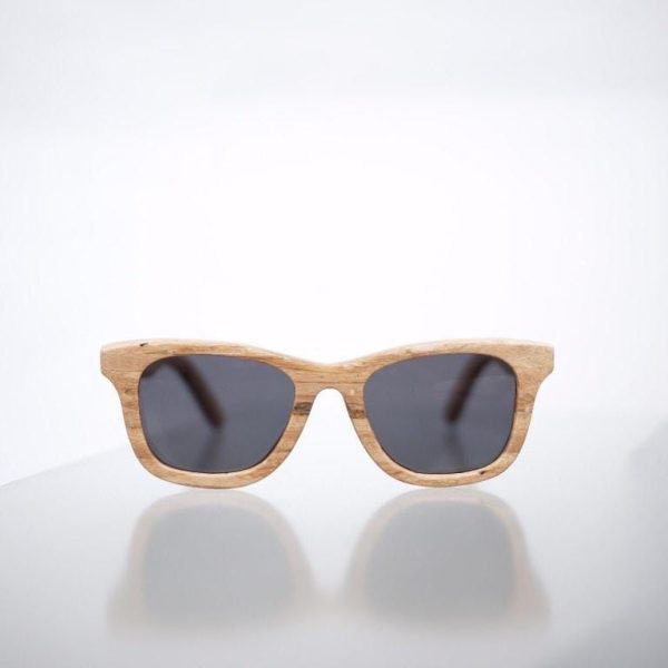 Kacamata / sunglasses